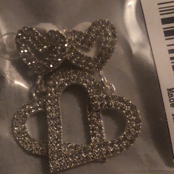 Heart earring lot never been opened - Picture 4 of 5